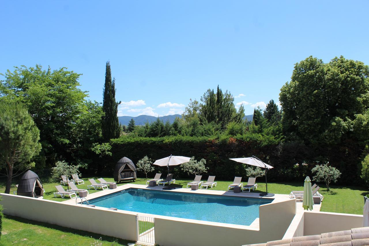 Le Mas Du Colombier Cadenet Exterior photo